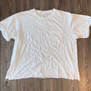 American Eagle white tee